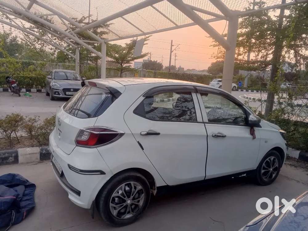 Tata Tiago 2021 Petrol 64000 Km Driven