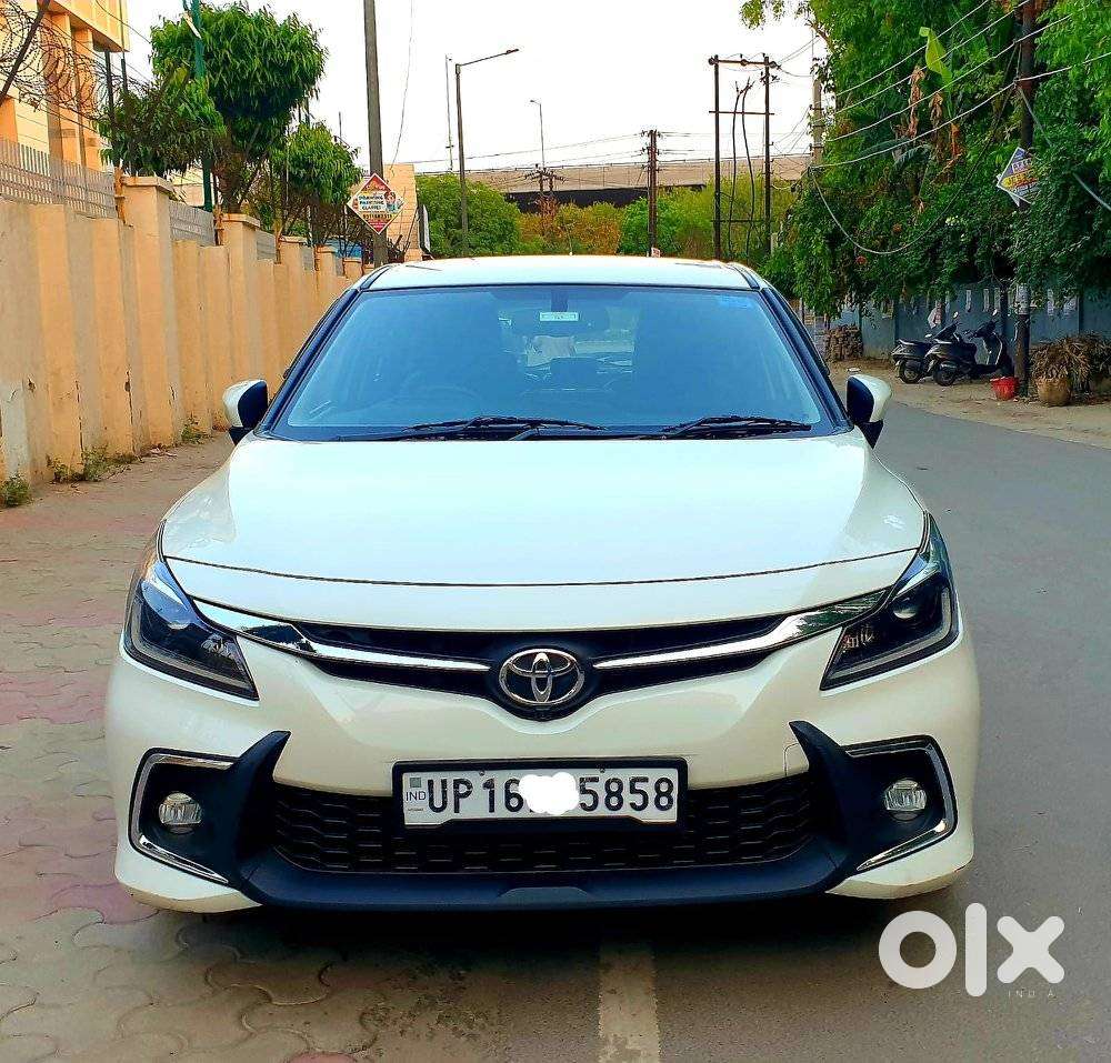 Toyota Glanza 1.2 V Amt, 2024, Petrol