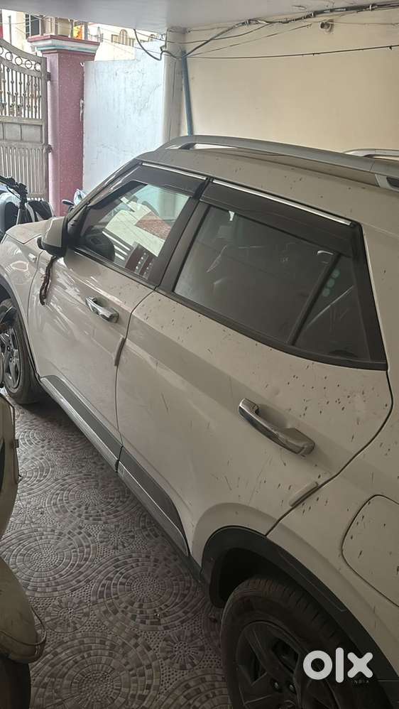 Genuine Buiyer Contact Me Hyundai Venue November 2024