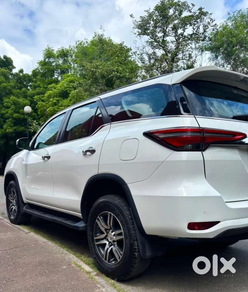Toyota Fortuner 4x2 At 2.7 Petrol, 2024, Petrol
