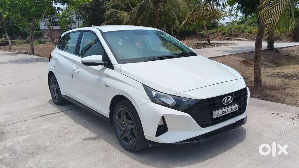 Hyundai I20 Sportz Petrol Automatic 2023