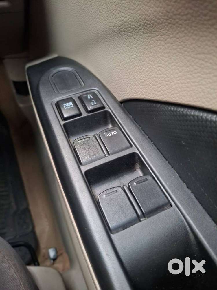 Maruti Suzuki Celerio 1.0 Vxi Amt, 2017, Petrol