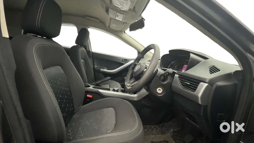 Tata Nexon 1.2 Revotron Xm, 2020, Petrol