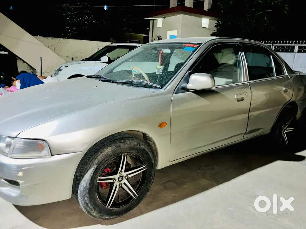 Mitsubishi Lancer 1999