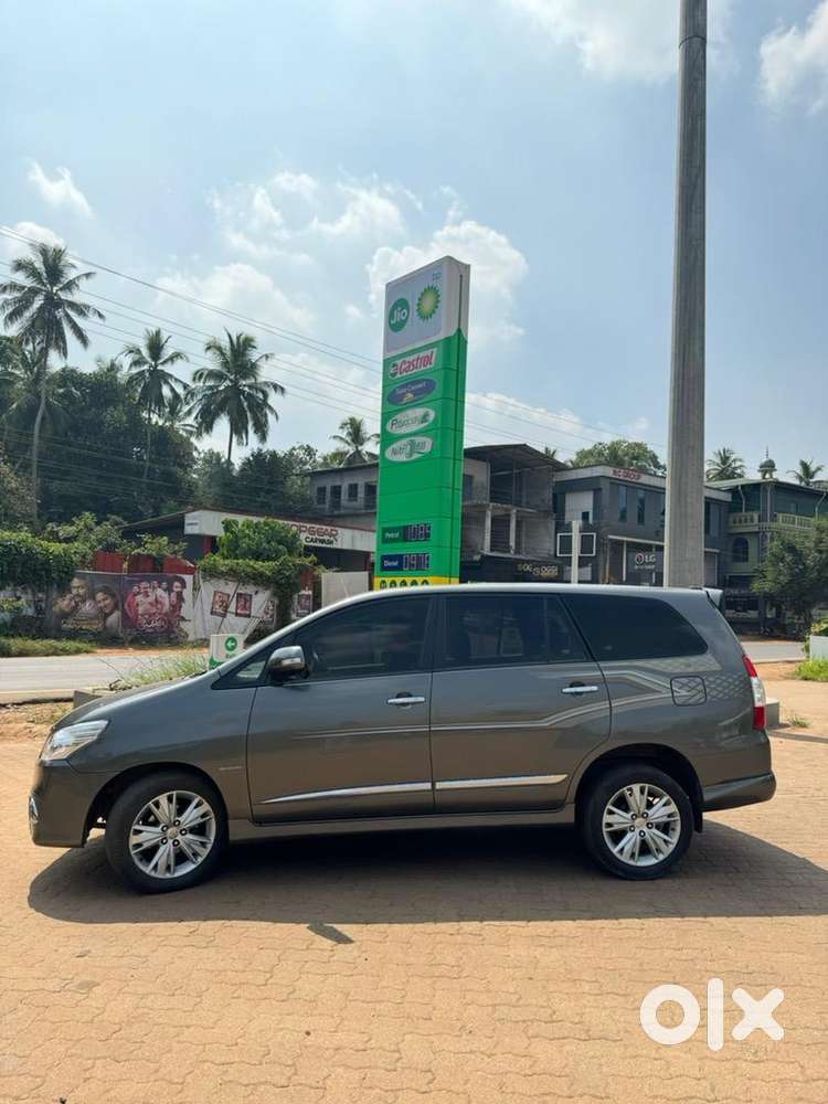 Toyota Innova 2013 Diesel Well Maintained