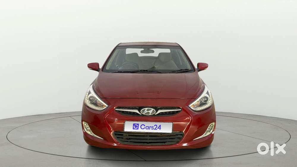 Hyundai Verna Fluidic 1.6 Vtvt Sx Opt, 2014, Petrol