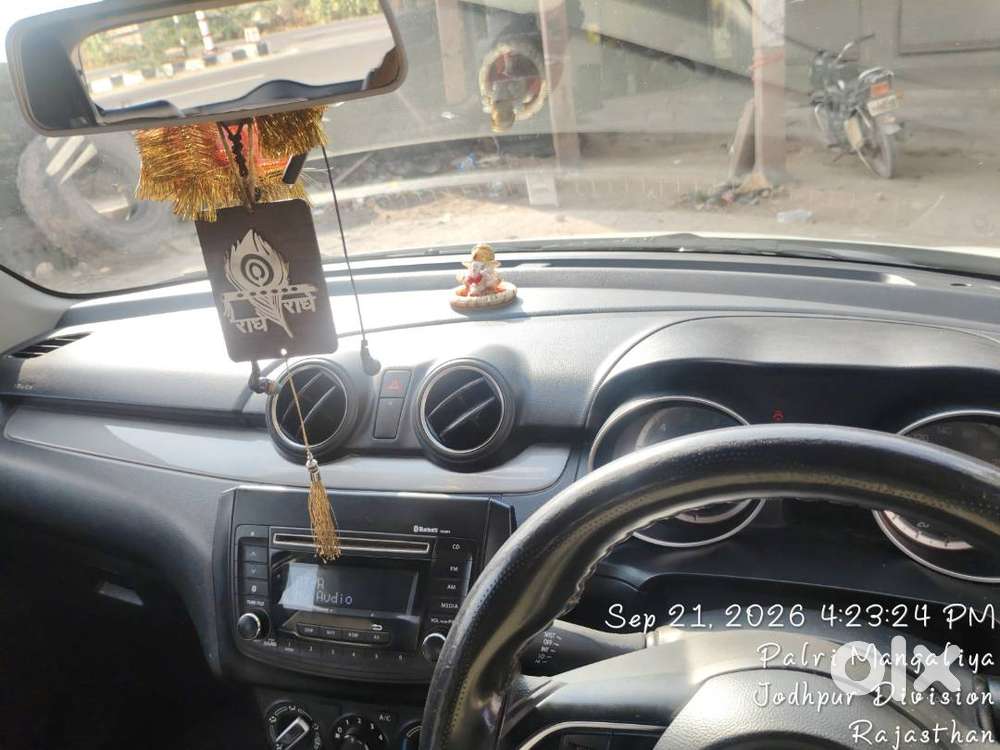 Maruti Suzuki Swift Vxi 2019