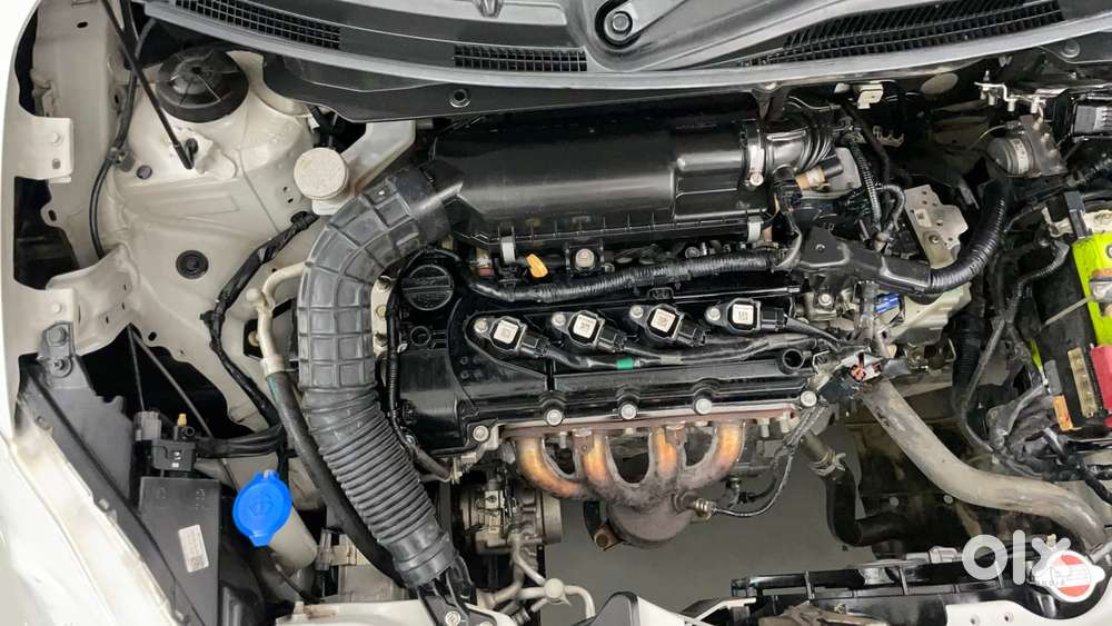 Maruti Suzuki Dzire 1.2 Vxi Amt, 2019, Petrol