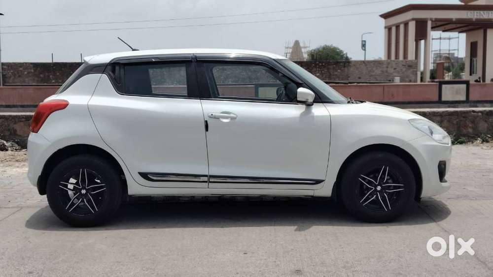 Maruti Suzuki Swift Vxi Abs Bsiv, 2019, Petrol