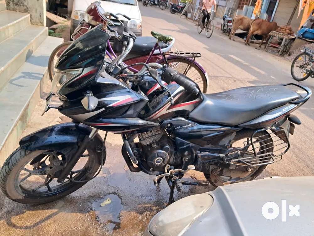 Bajaj discover 150f second hand online price