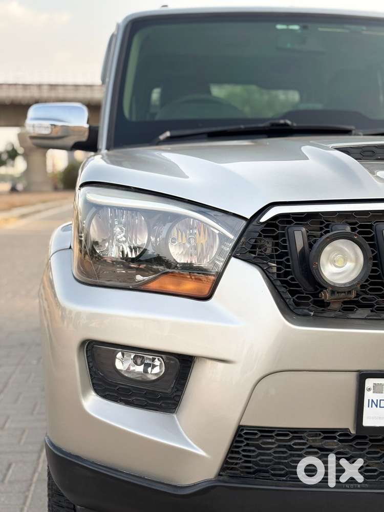 Mahindra Scorpio S6, 2015, Diesel