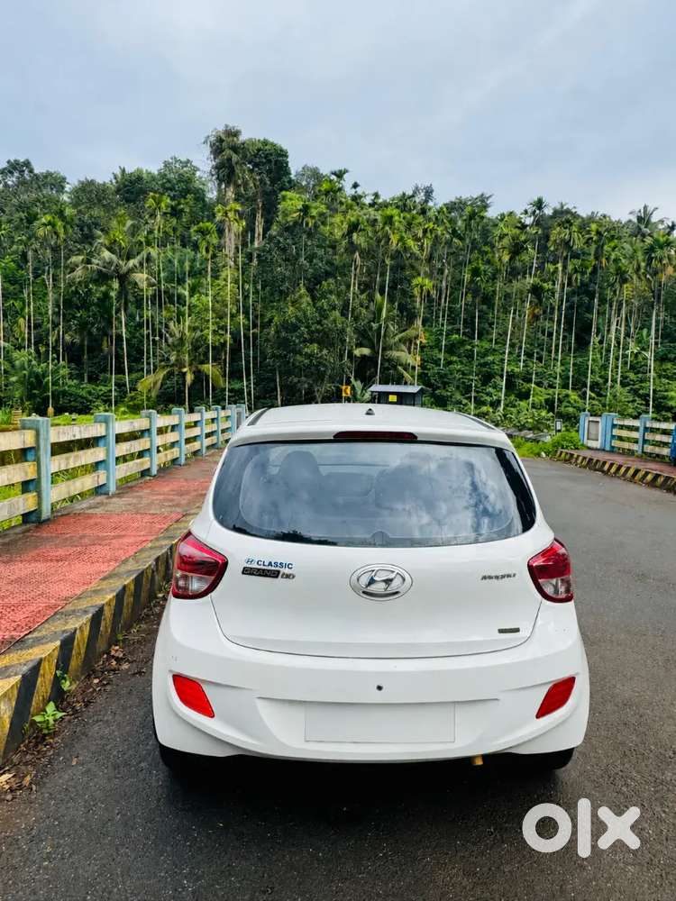 Hyundai Grand I10 2015 Petrol