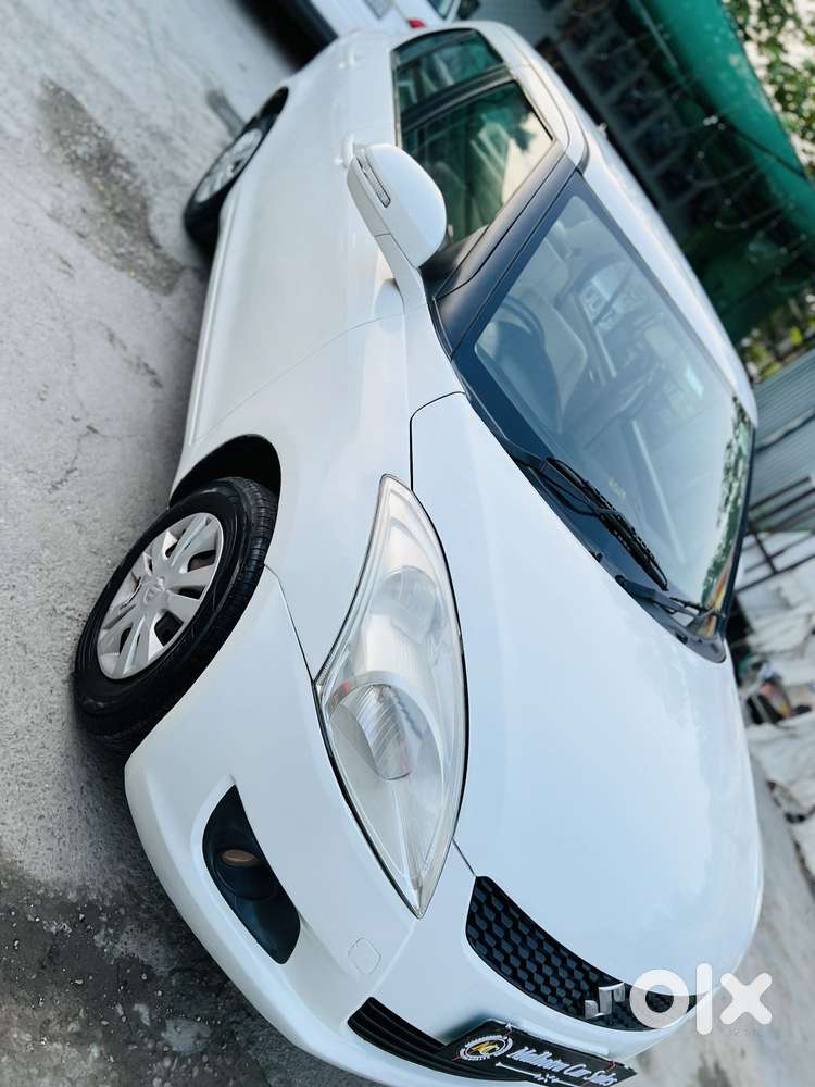 Maruti Suzuki Swift Dzire Vdi Optional, 2015, Diesel