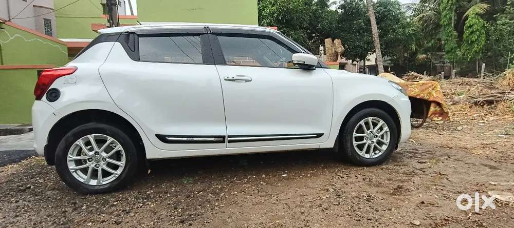 Maruti Suzuki Swift 2023 Cng & Hybrids Well Maintained