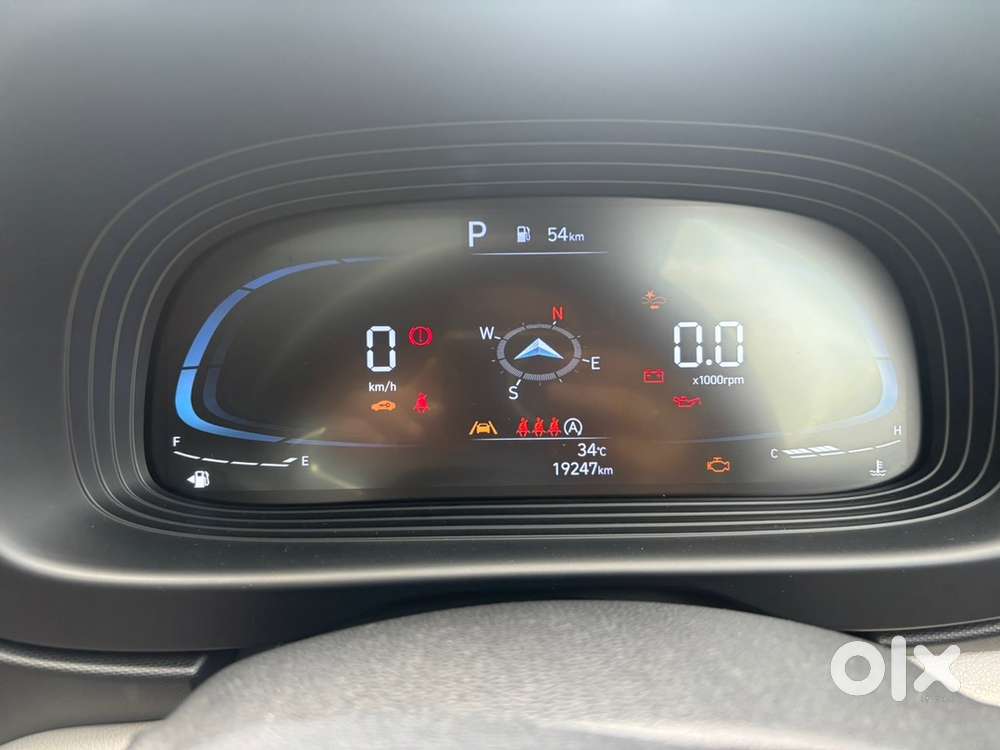 Hyundai Venue 2024 Petrol Turbo Automatic  19000 Km Driven