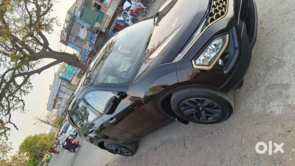 New Tata Safari Gold Xza+ Dark Edition