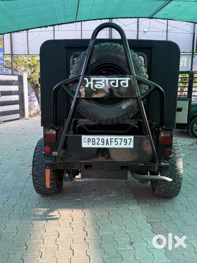 Mahindra Thar 2.2 Ax (o) Convertible Diesel Mt 4wd, 2015, Diesel