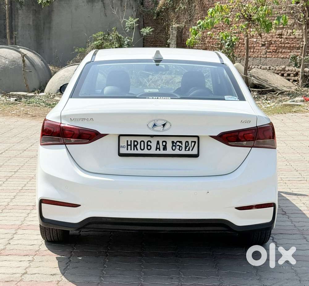 Hyundai Verna Crdi 1.6 At Ex, 2018, Diesel