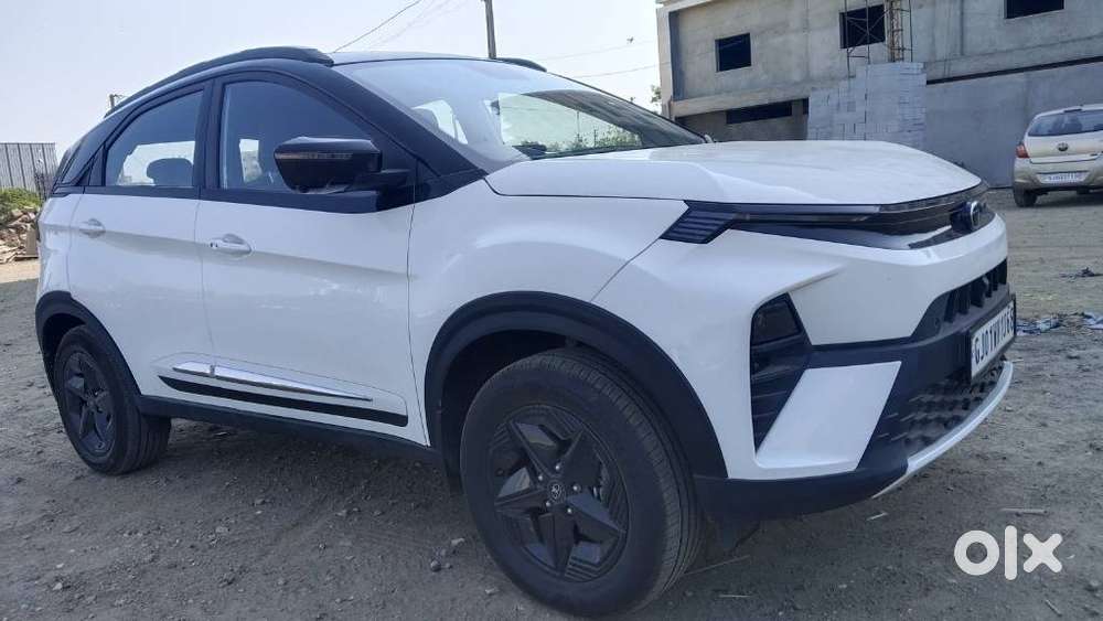 Tata Nexon Fearless Plus (ps) 1.2 Icng 6mt Red Dark Edition, 2024, C..