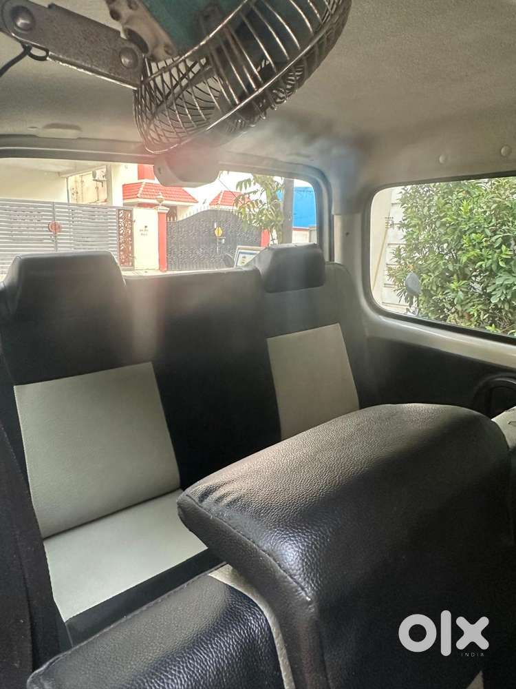 Maruti Suzuki Eeco 7 Seater Standard, 2018, Petrol