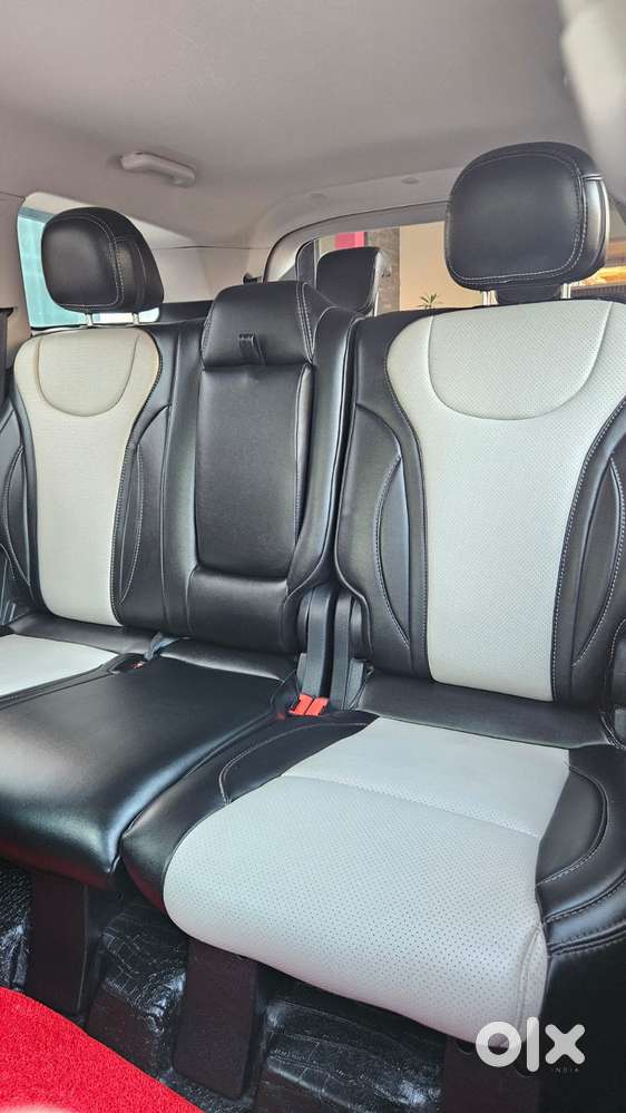 Mahindra Xuv700 2.2 Ax 5 Diesel Mt 7 Str, 2024, Diesel