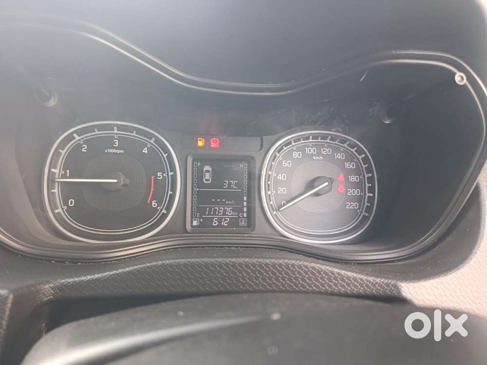 Maruti Suzuki Brezza Zdi+ Dual Tone, 2016, Diesel