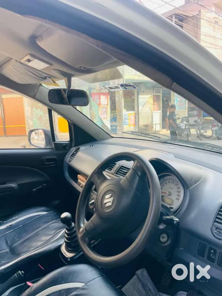 Maruti Suzuki Ritz 2011 Petrol 98000 Km Driven
