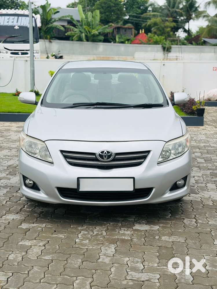 Toyota Corolla Altis 2011