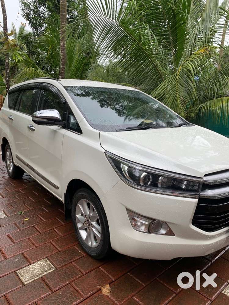 Low Kms Mint Condition Innova Crysta