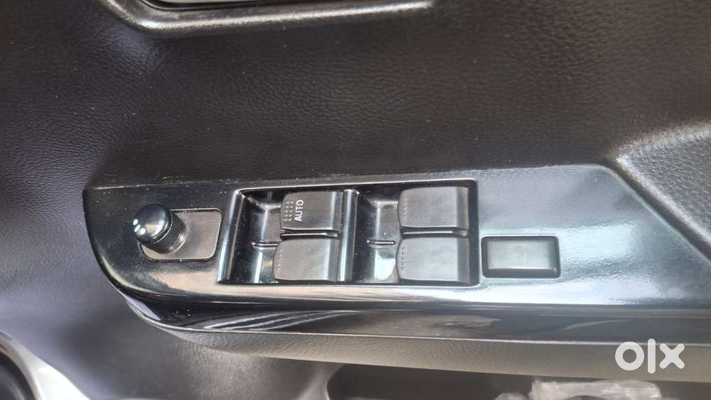 Maruti Suzuki Wagon R Vxi Optional, 2017, Petrol