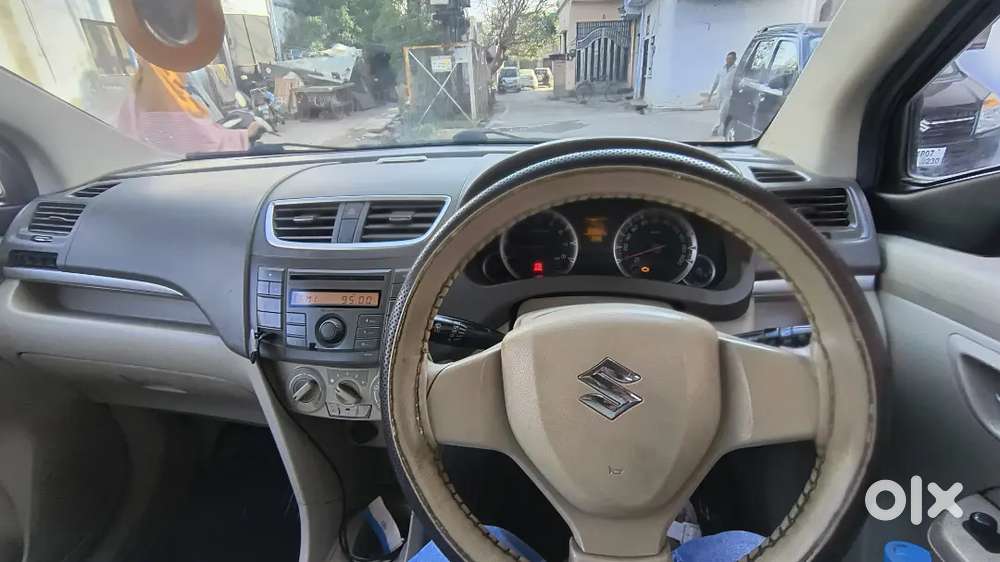 Maruti Suzuki Ertiga 2014 Petrol 104970 Km Driven
