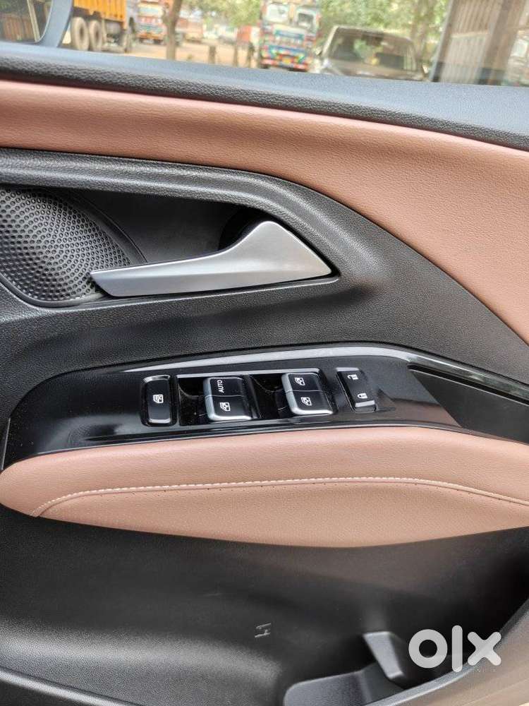 Mg Hector Plus Sharp Pro 1.5 Turbo Petrol 7 Str, 2024, Petrol