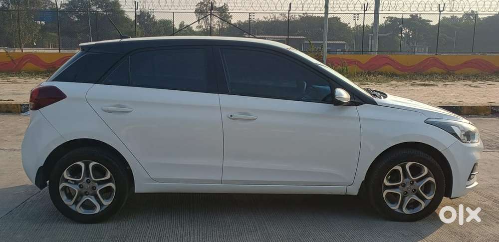 Hyundai I20 Asta (o) 1.2 Ivt Dual Tone, 2018, Diesel