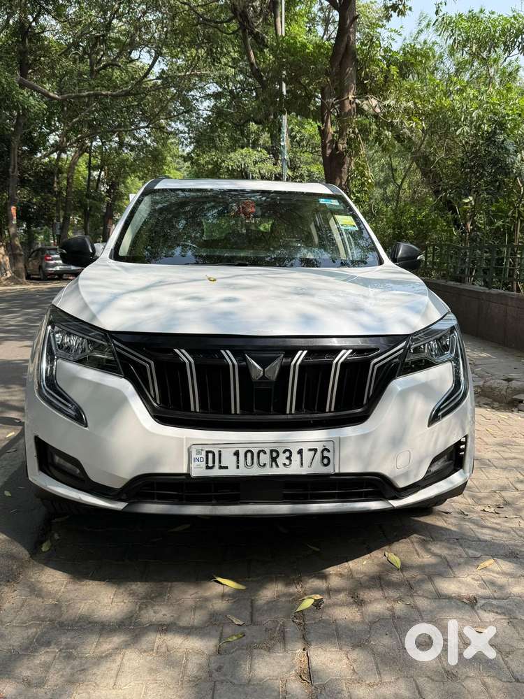 Mahindra Xuv700 2.2 Ax 5 Diesel At 7 Str, 2022, Diesel