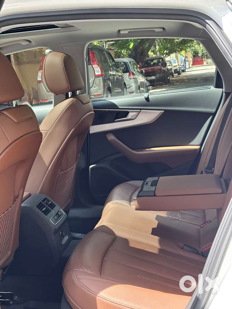 Audi A4 2.0 Premium Plus 40 Tfsi, 2023, Petrol