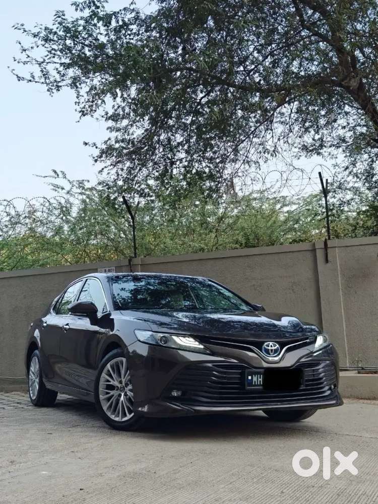 Tayota Camry Hybrid Sunroof 52800 Km