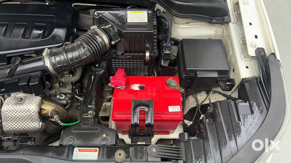 Mahindra Xuv300 1.2 W8 (o) Amt Petrol, 2022, Petrol