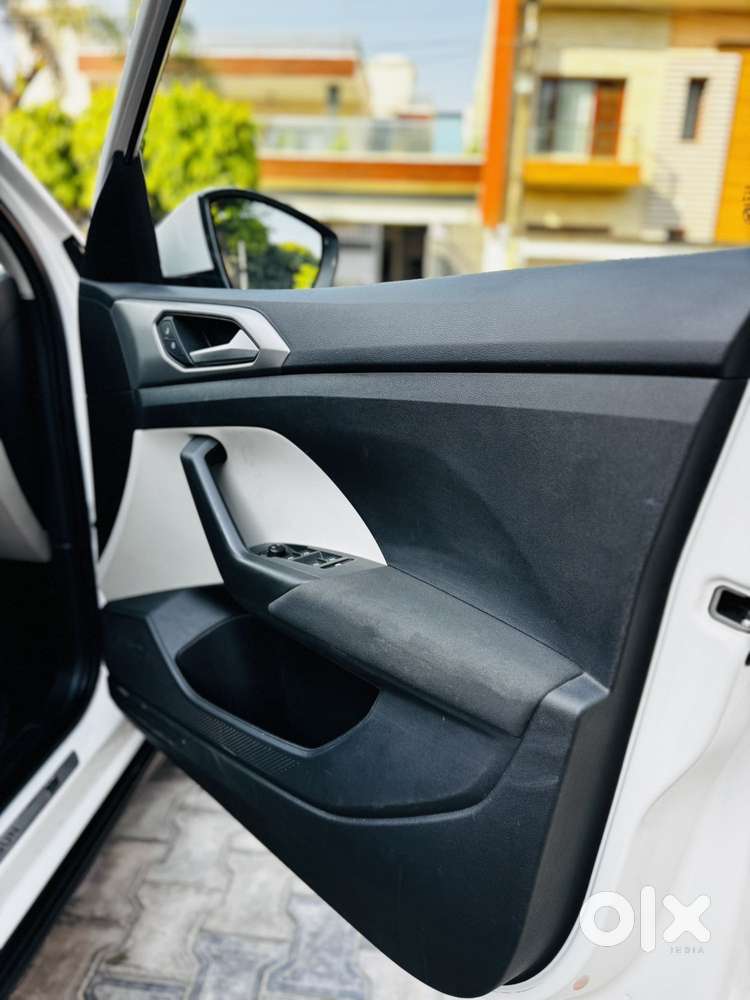 Volkswagen Taigun 1.0 Gt Line At, 2024, Petrol