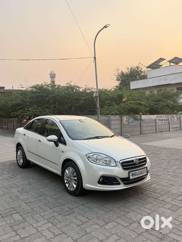 Fiat Linea Emotion 1.3 L Advanced Multijet Diesel, 2015, Diesel