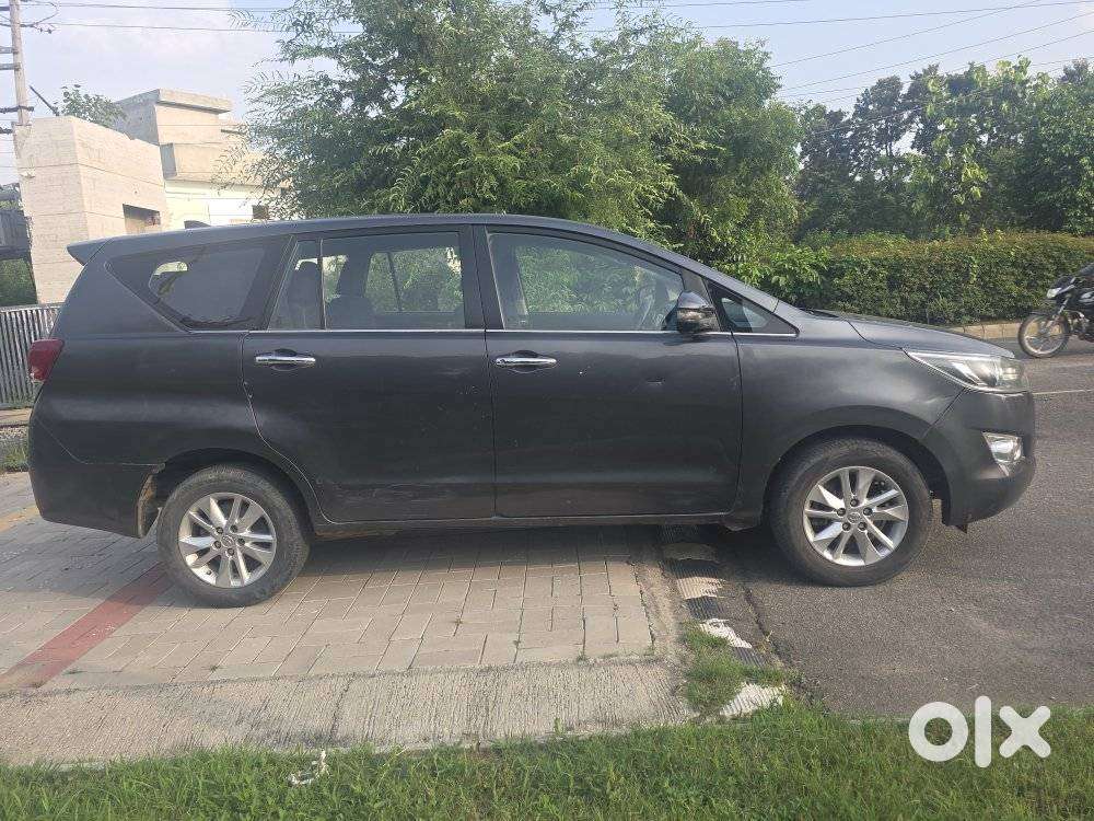 Toyota Innova Crysta 2.4 V, 2018, Diesel