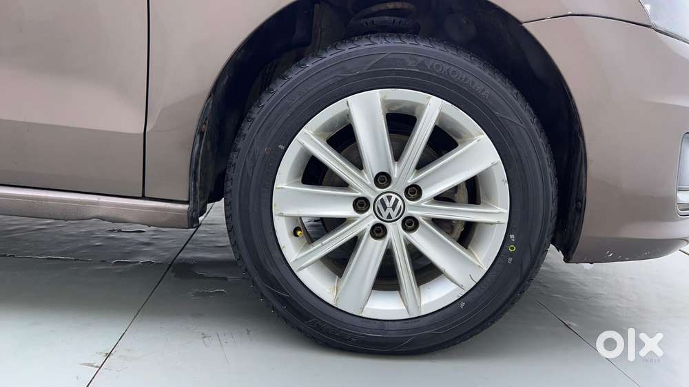 Volkswagen Vento Petrol Highline, 2016, Petrol