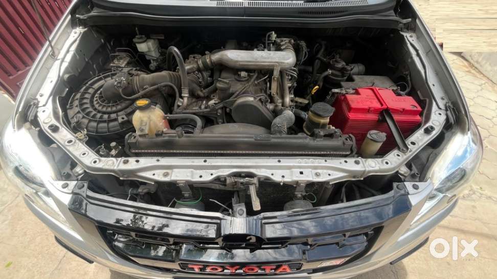Toyota Innova 2.5 V 8 Str, 2014, Diesel