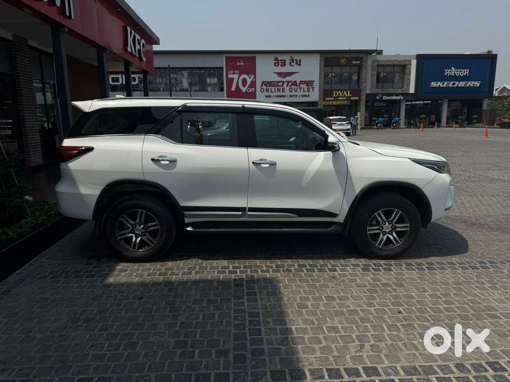 Toyota Fortuner 2022 Diesel Manual