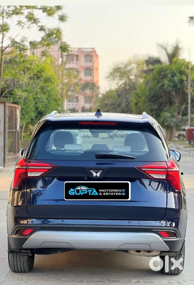 Mahindra Xuv700 2.0 Ax 7 Petrol At Luxury Pack Str, 2023, Petrol