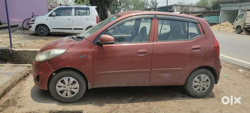 Hyundai I10 Sportz 2013 Petrol Manual