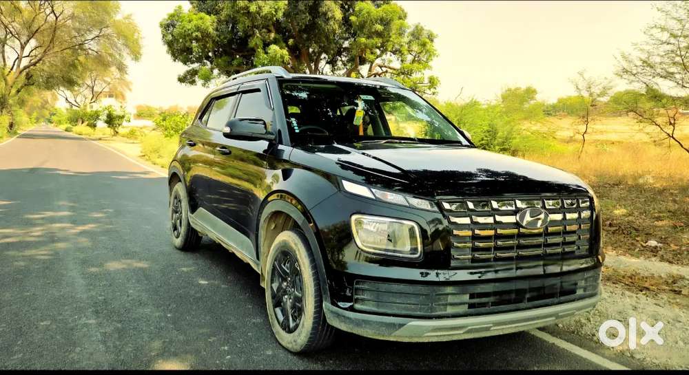 Hyundai Venue Diesel 2024 Model  First Owner  Low Km Driven