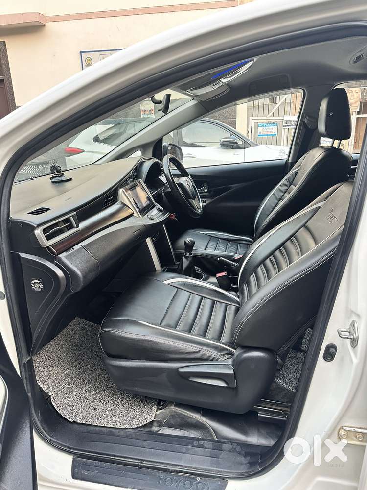 Toyota Innova Crysta 2.4 V 8 Str, 2018, Diesel