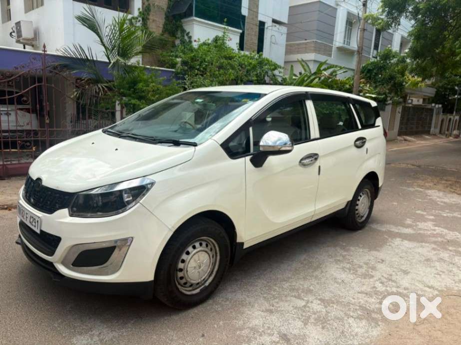Mahindra Marazzo M2, 2018, Diesel