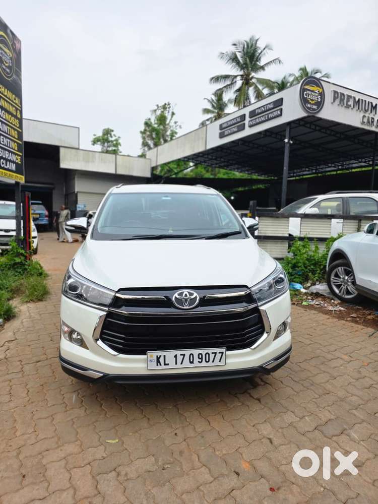 Toyota Innova Crysta Diesel 2017