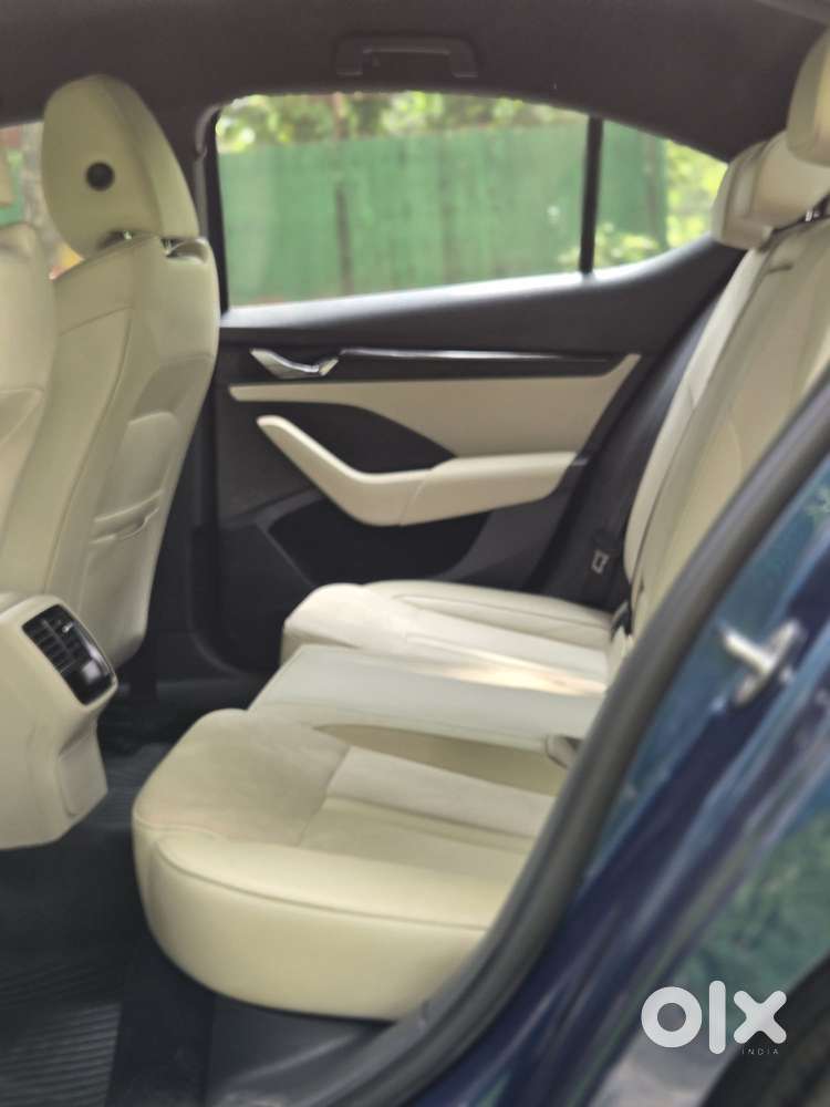 Skoda Octavia 2.0 Style Tsi At, 2022, Petrol